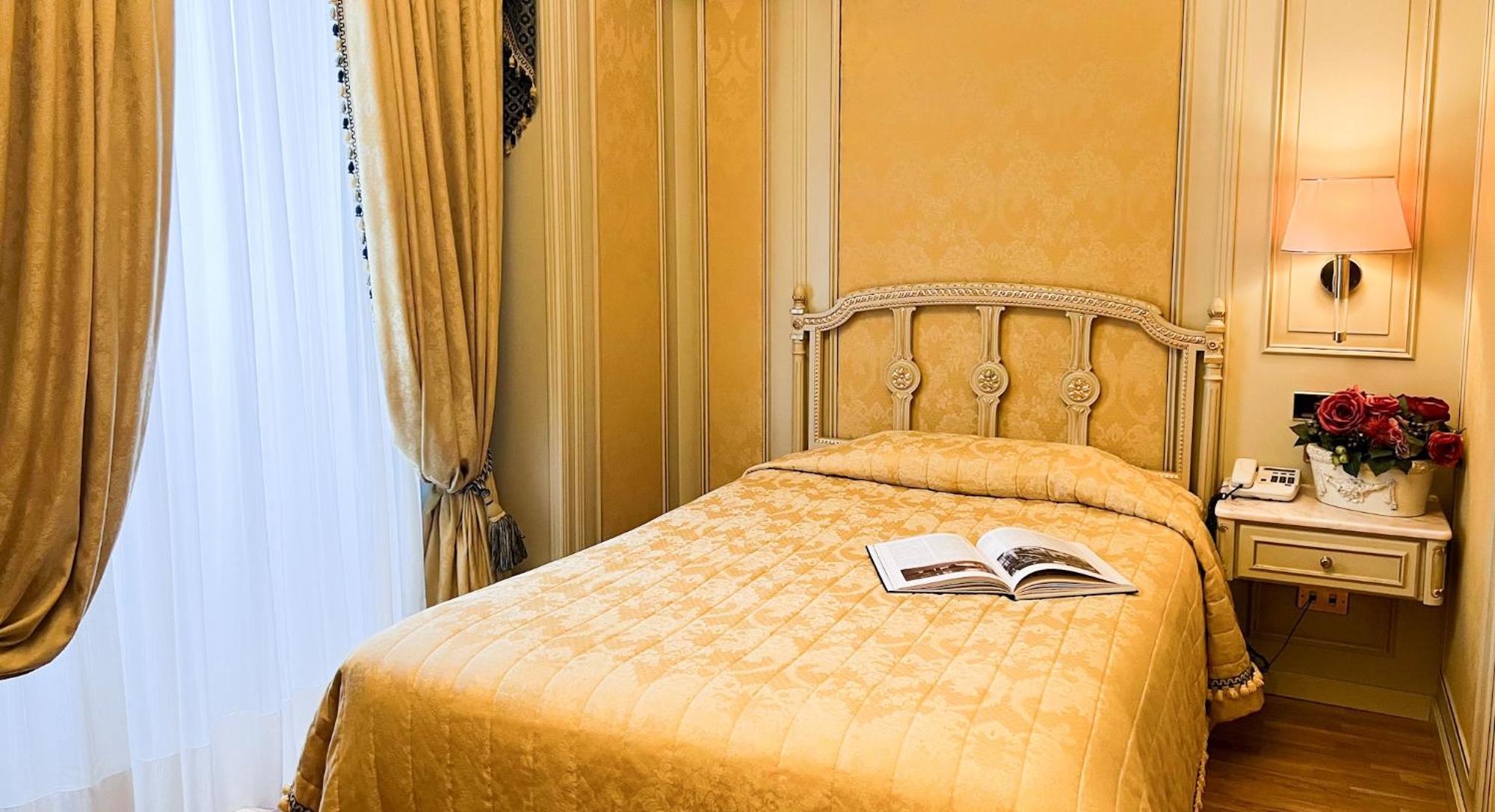 Hotel Regina Palace Stresa Esterno foto